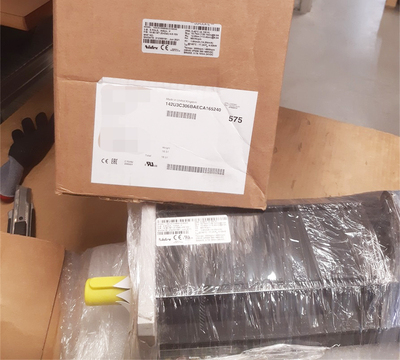 142U3C306BAECA165240